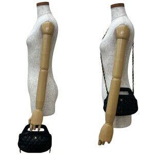 Seal No. 1 CHANEL Vintage Matelasse Coco Leather